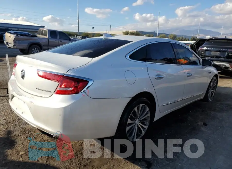 1G4ZR5SS5HU135824 Photo# 3