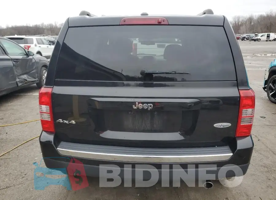 1C4NJRFB4GD535190 Photo# 6