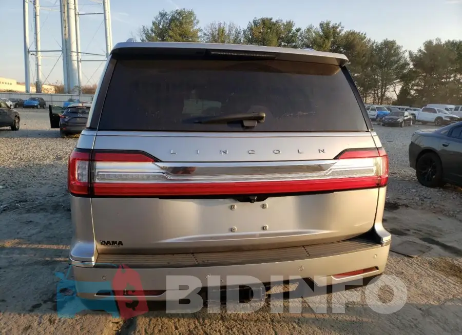 5LMJJ2LT7MEL01465 Photo# 6