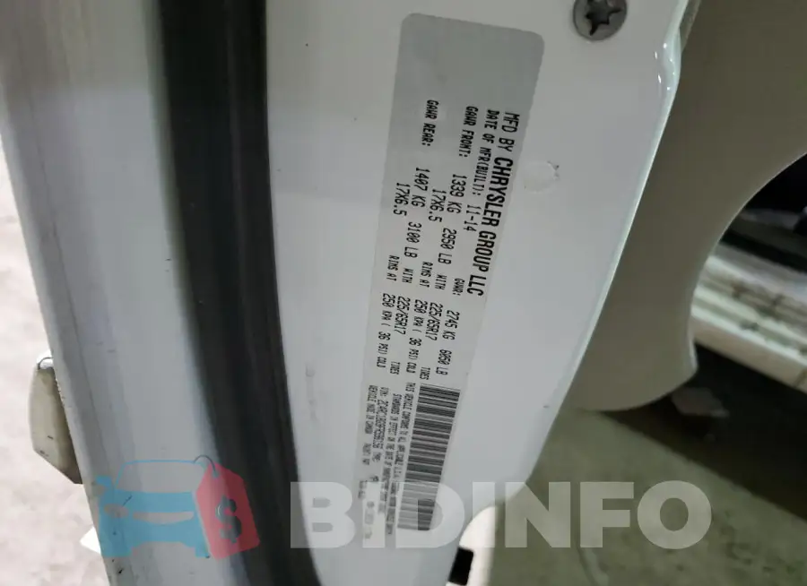 2C4RC1BG9FR596156 Photo# 13