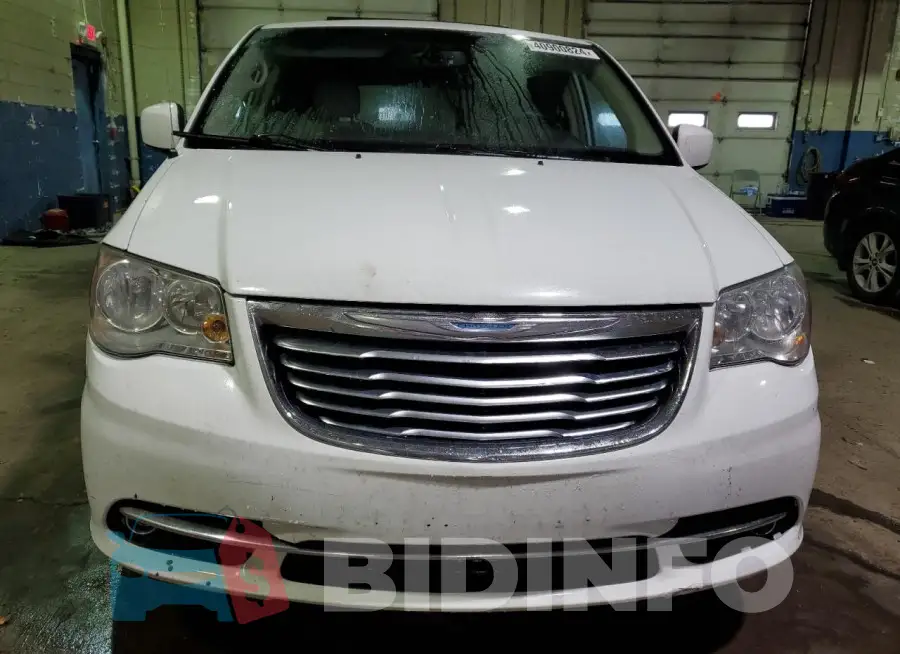 2C4RC1BG9FR596156 Photo# 5