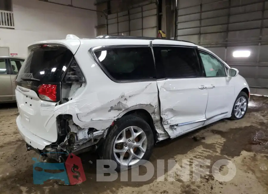 2C4RC1EG5HR628356 Photo# 3