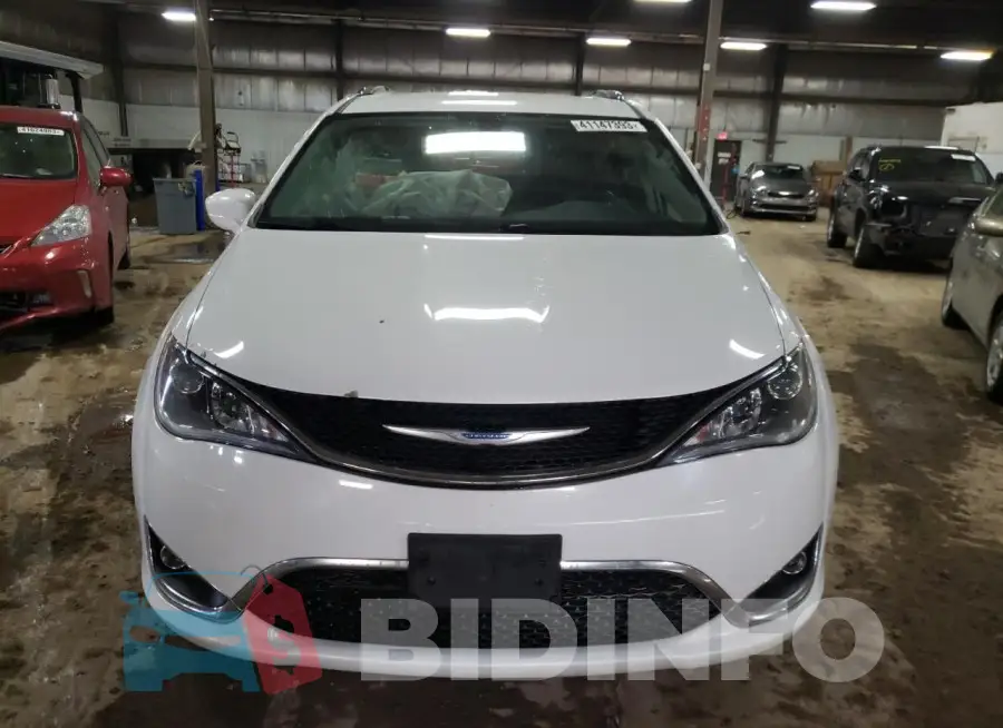 2C4RC1EG5HR628356 Photo# 5