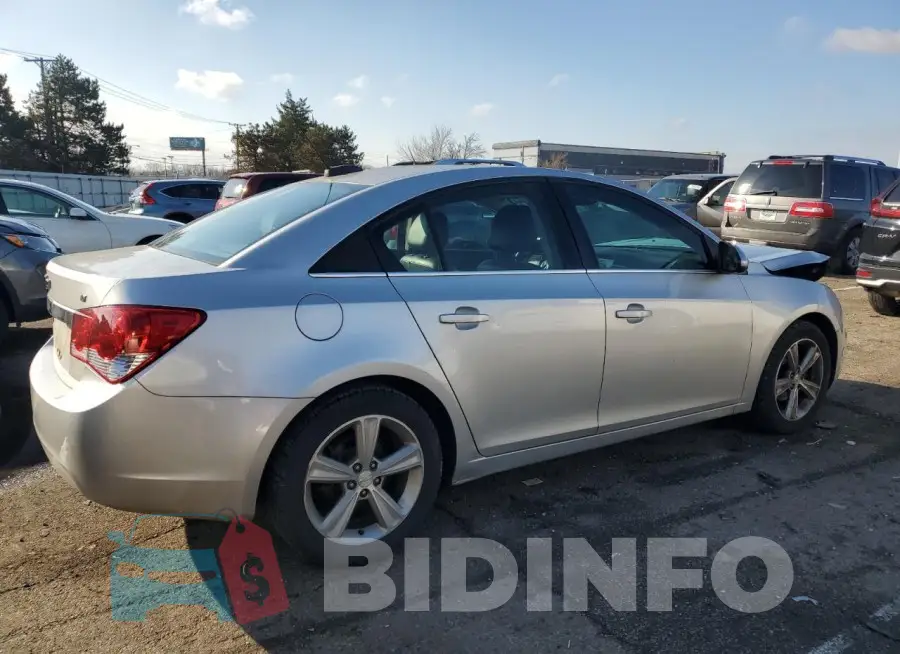 1G1PE5SB6F7166897 Photo# 3