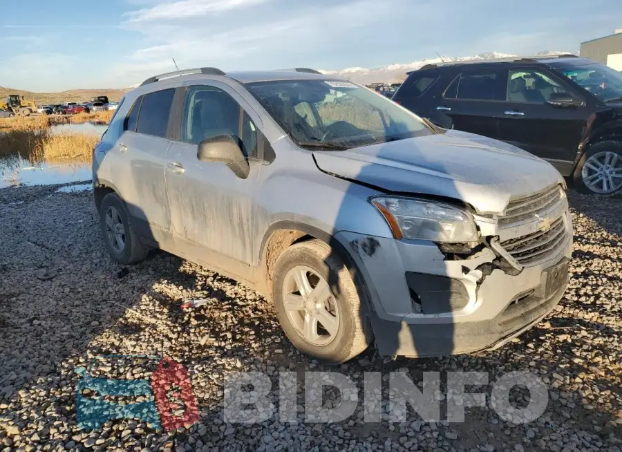 3GNCJLSB6GL262765 Photo# 4