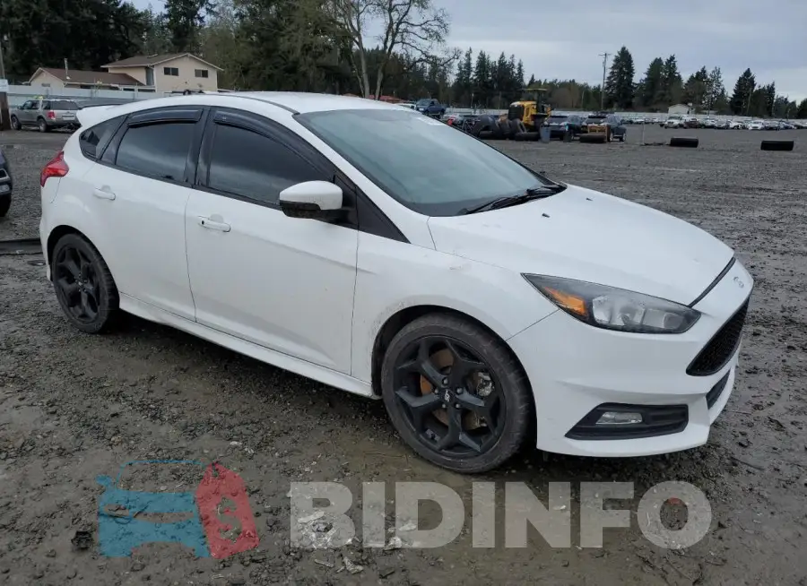 1FADP3L97GL255087 Photo# 4