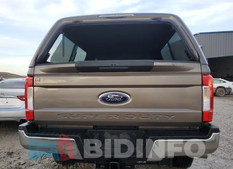 1FT7W2BT9JEB83824 Photo# 6