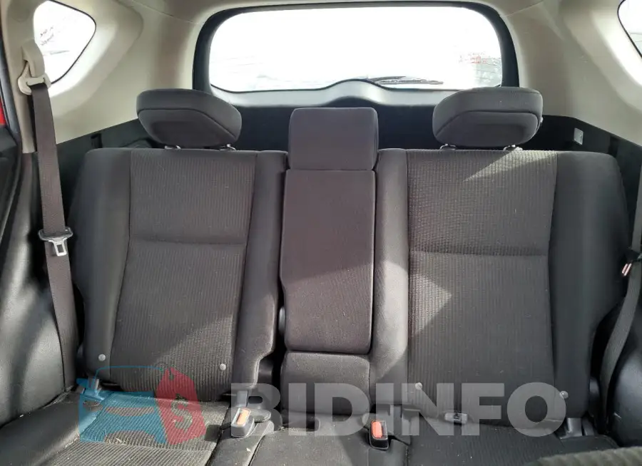 JTMZFREV8HJ147171 Photo# 10