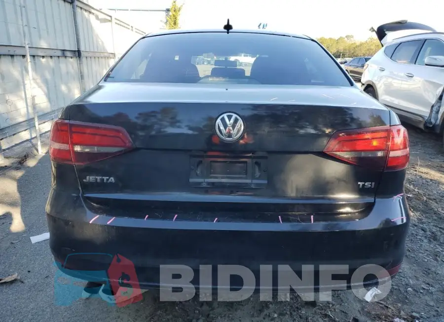 3VW267AJ5GM351322 Photo# 6