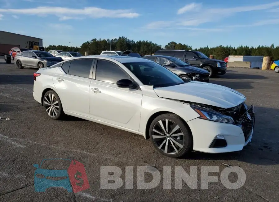 1N4BL4CV6MN382922 Photo# 4