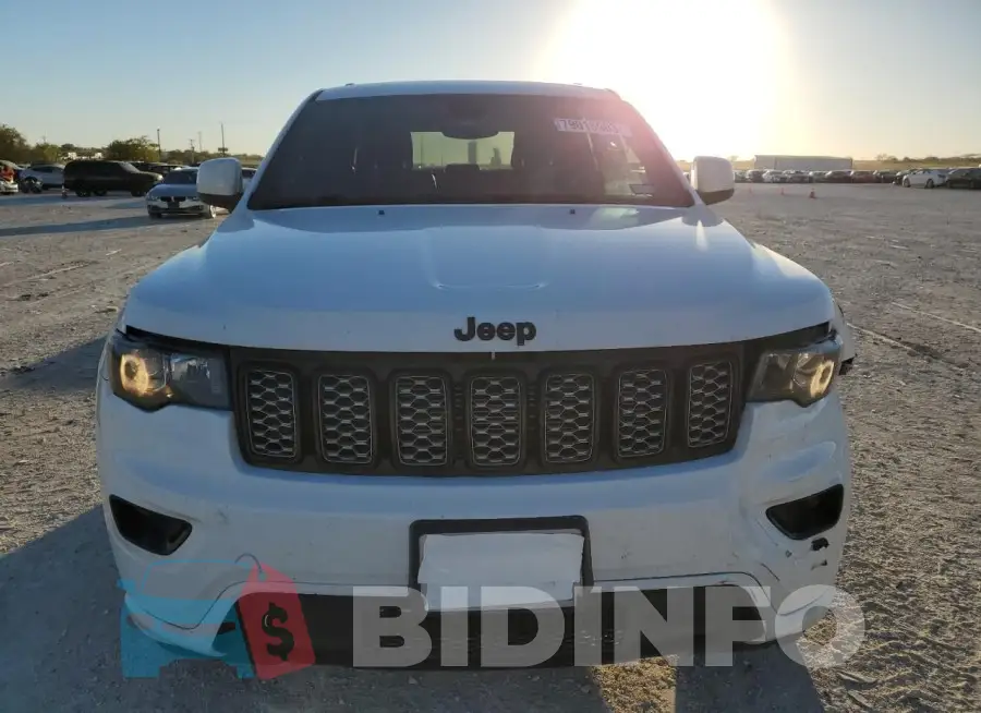 1C4RJEAG3JC428349 Photo# 5
