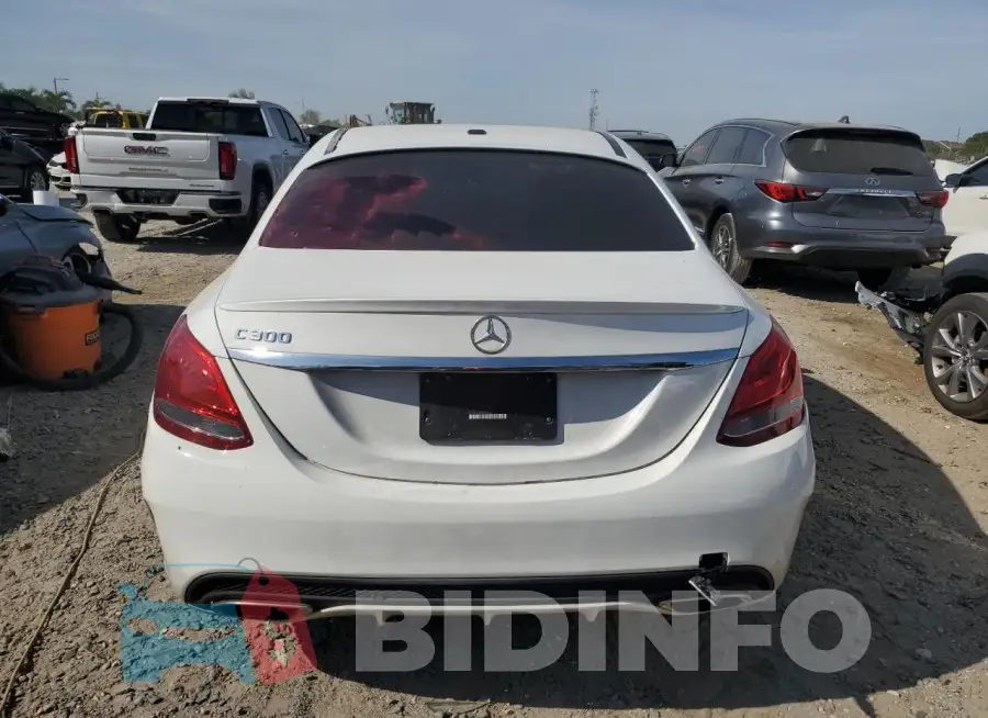 55SWF4JB3JU260507 Photo# 6