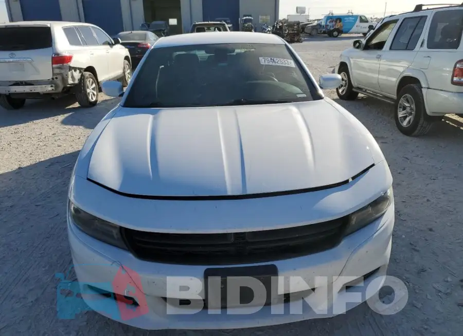 2C3CDXJG1HH599492 Photo# 5