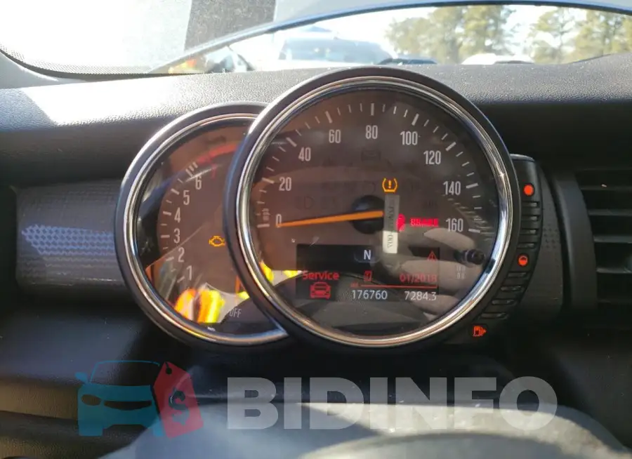 WMWXS5C55FT837389 Photo# 9