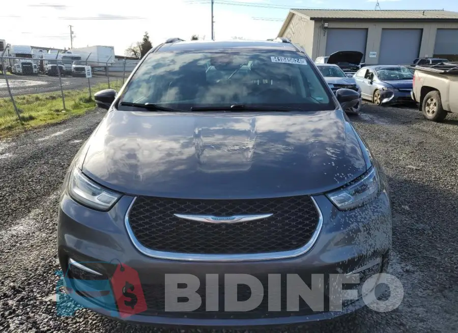 2C4RC1L7XMR596694 Photo# 5