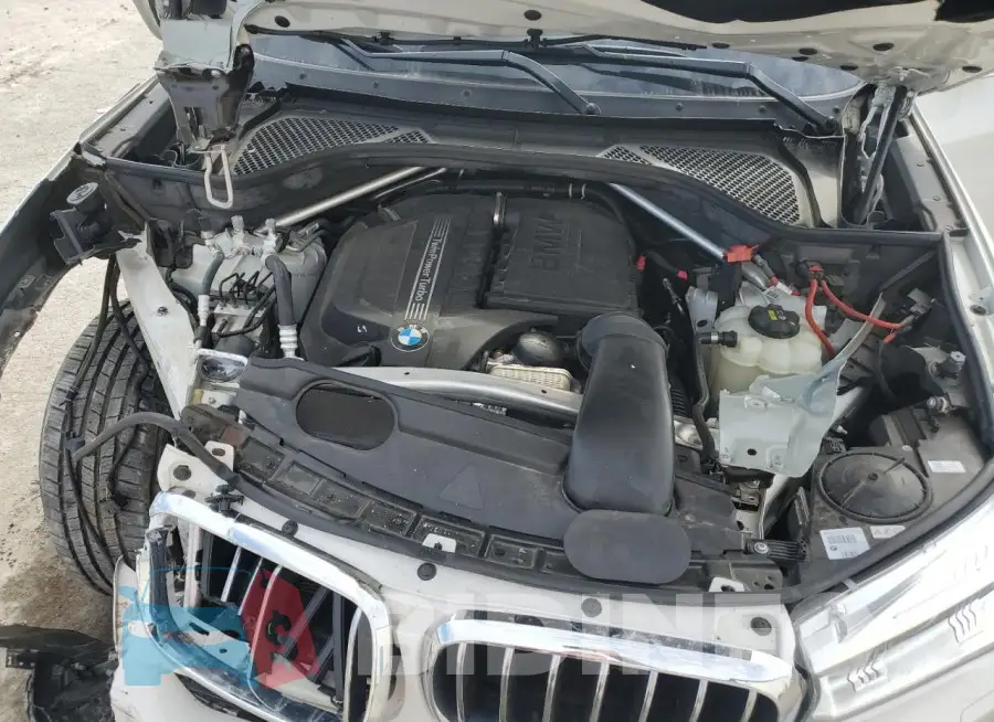 5UXKR0C3XH0V80355 Photo# 11