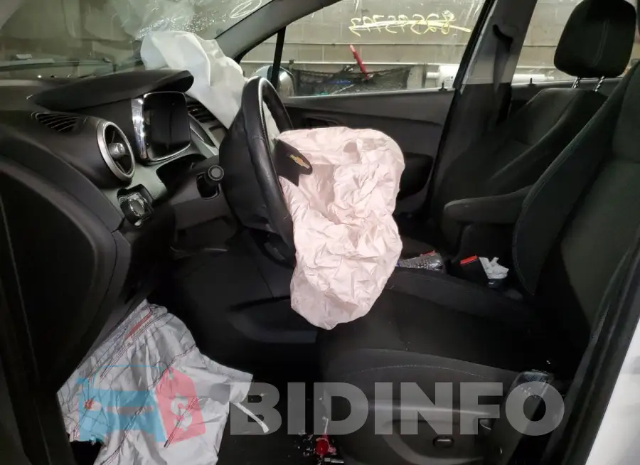 3GNCJNSB1GL127320 Photo# 7