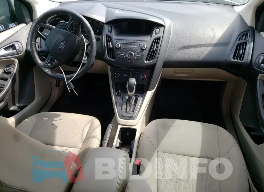 1FADP3F24JL226636 Photo# 8