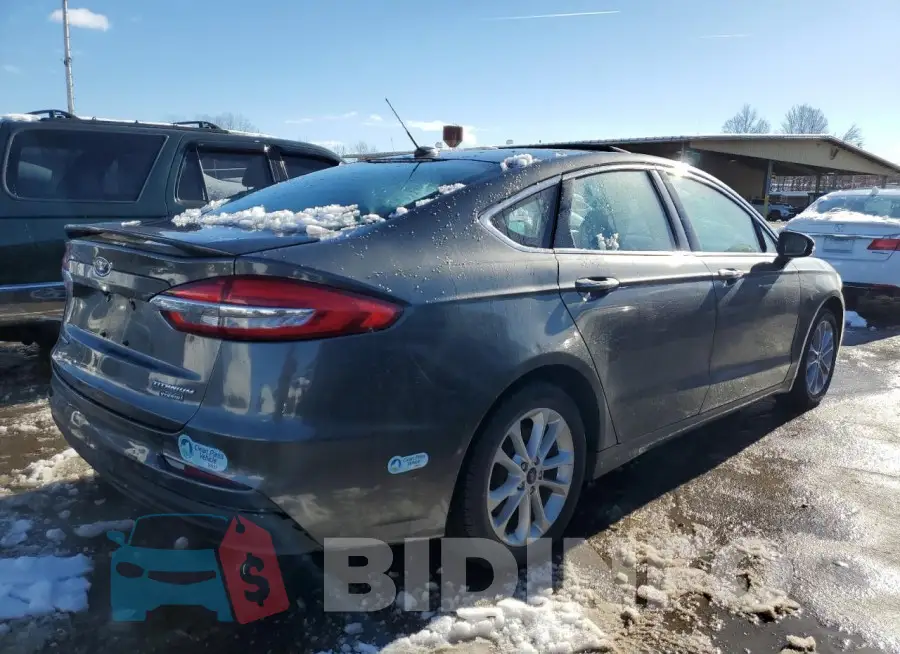 3FA6P0SU4LR223495 Photo# 3