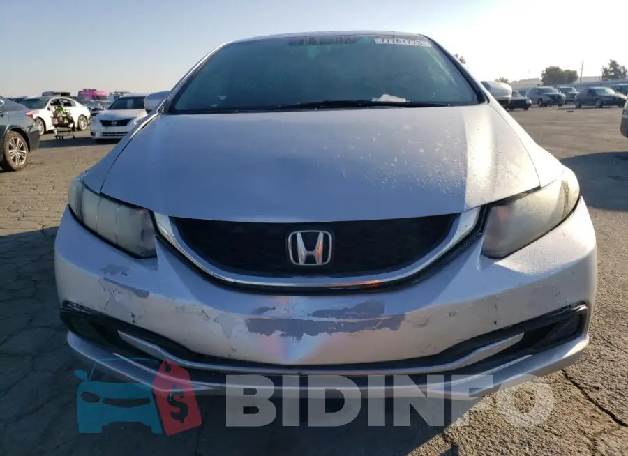 19XFB2F82FE024216 Photo# 5