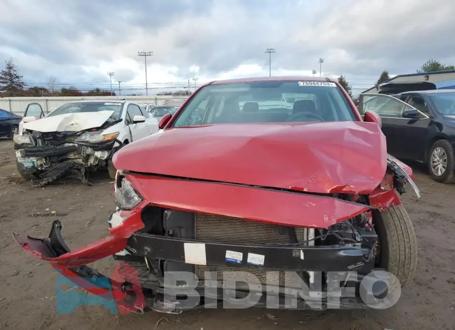 3KPC24A69NE158966 Photo# 5