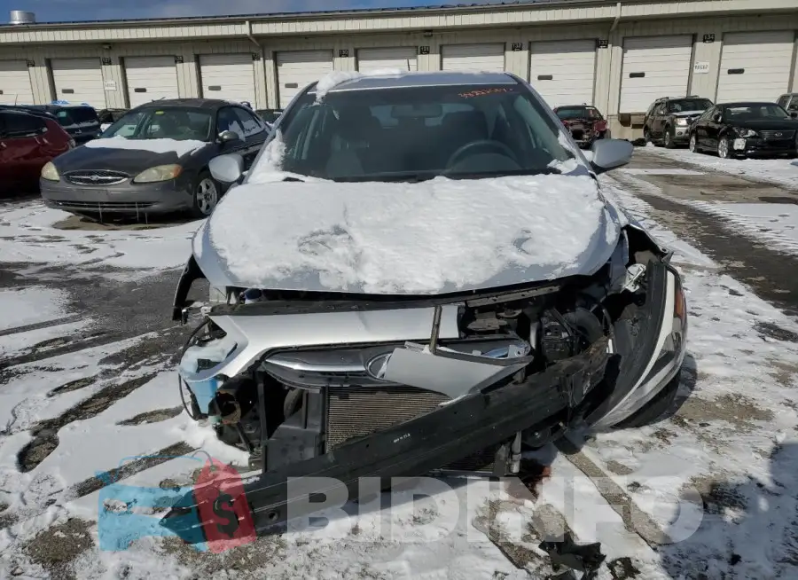 KMHCT5AE2HU325714 Photo# 5