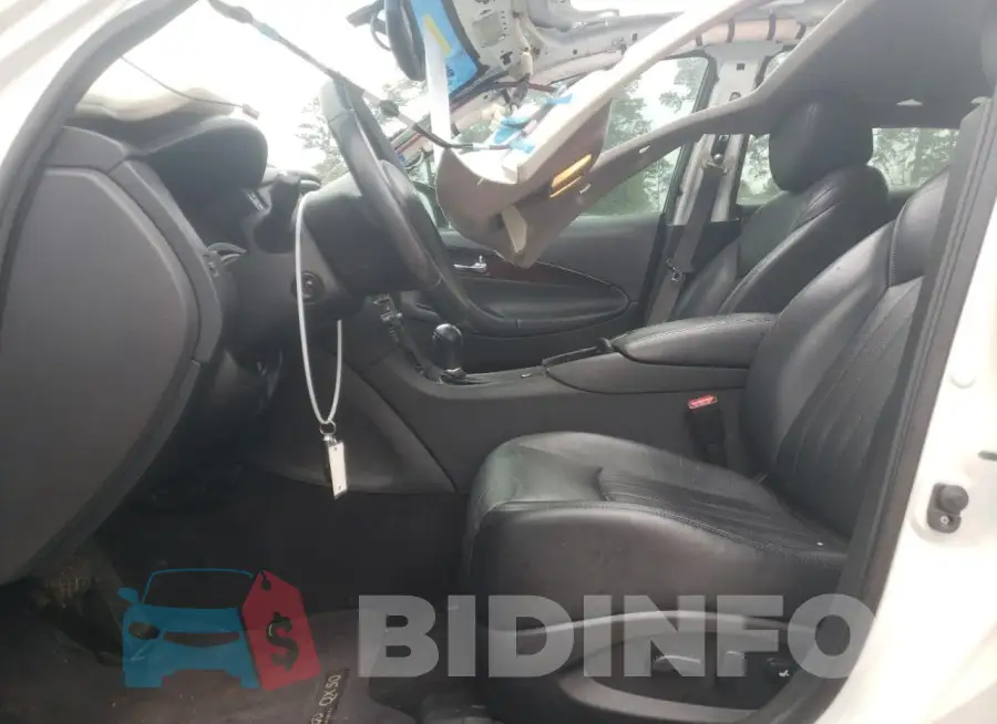 JN1BJ0RP7GM236012 Photo# 7