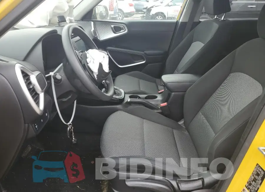 KNDJ23AU3L7114667 Photo# 7