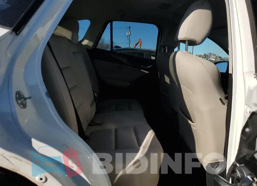 JM3KE4CY2F0447027 Photo# 11