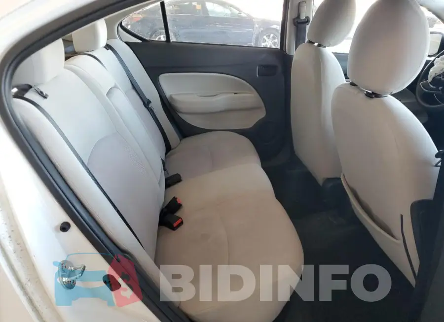 ML32F3FJ8HH004337 Photo# 10