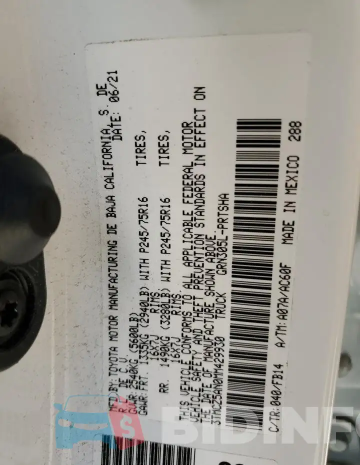 3TMCZ5AN0MM429930 Photo# 12