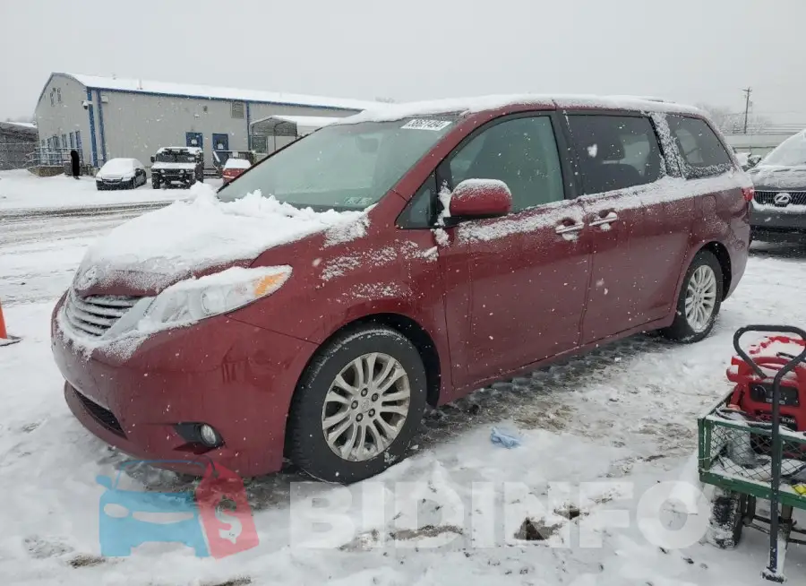 5TDYK3DC1FS673064 Photo# 1