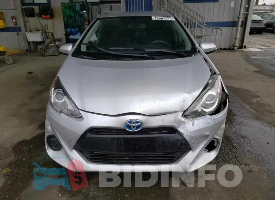 JTDKDTB34F1098930 Photo# 5