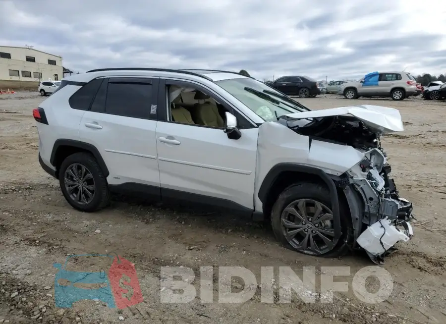 JTMB6RFV8PD083923 Photo# 4