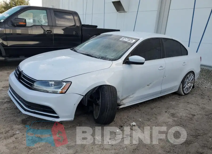3VW167AJ6HM368675 Photo# 1