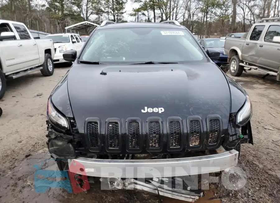 1C4PJLLX8JD524996 Photo# 5
