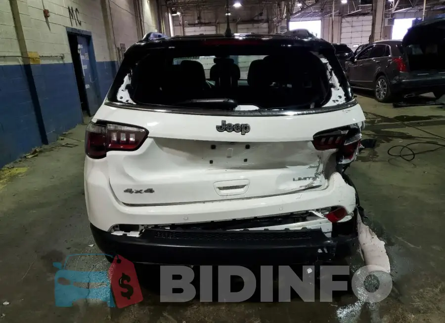 3C4NJDCN6PT516541 Photo# 6