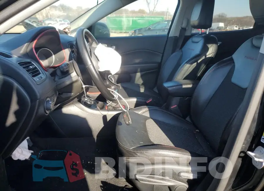 3C4NJDDB9LT170340 Photo# 7