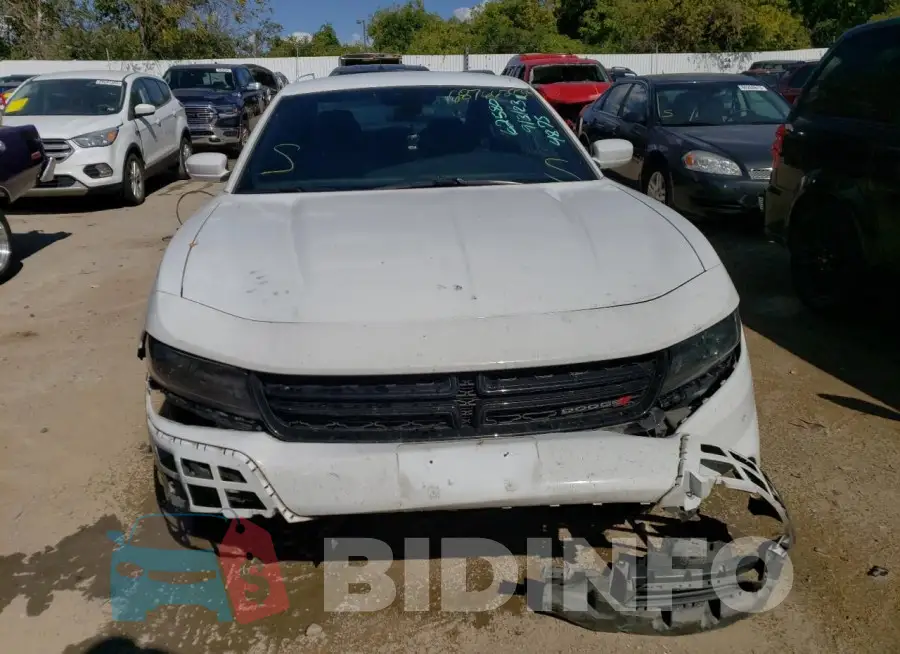 2C3CDXBG6KH664875 Photo# 5