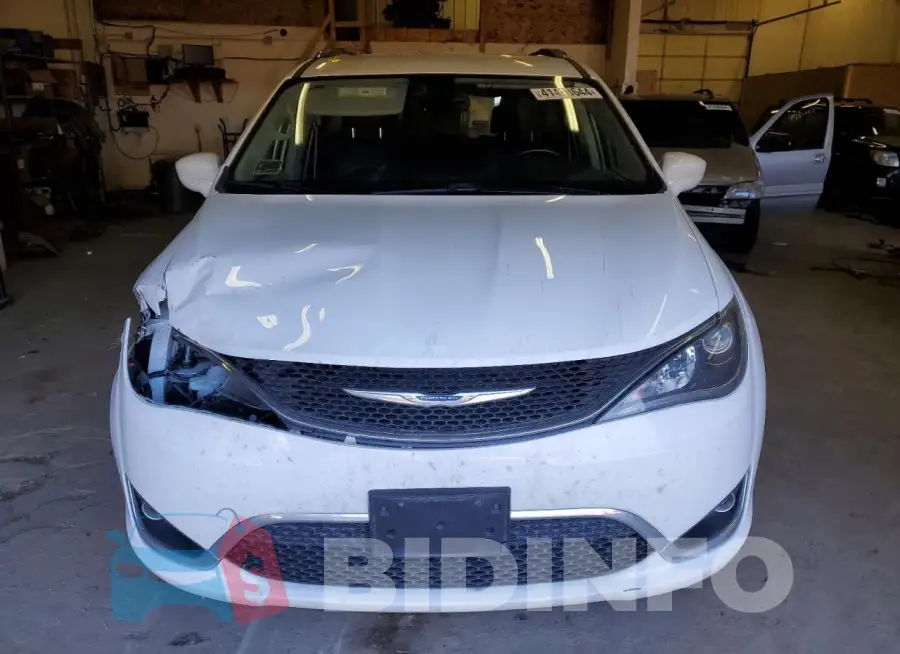 2C4RC1EG3HR796805 Photo# 5