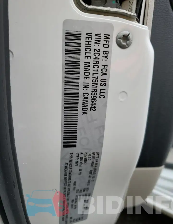 2C4RC1L75MR596442 Photo# 13