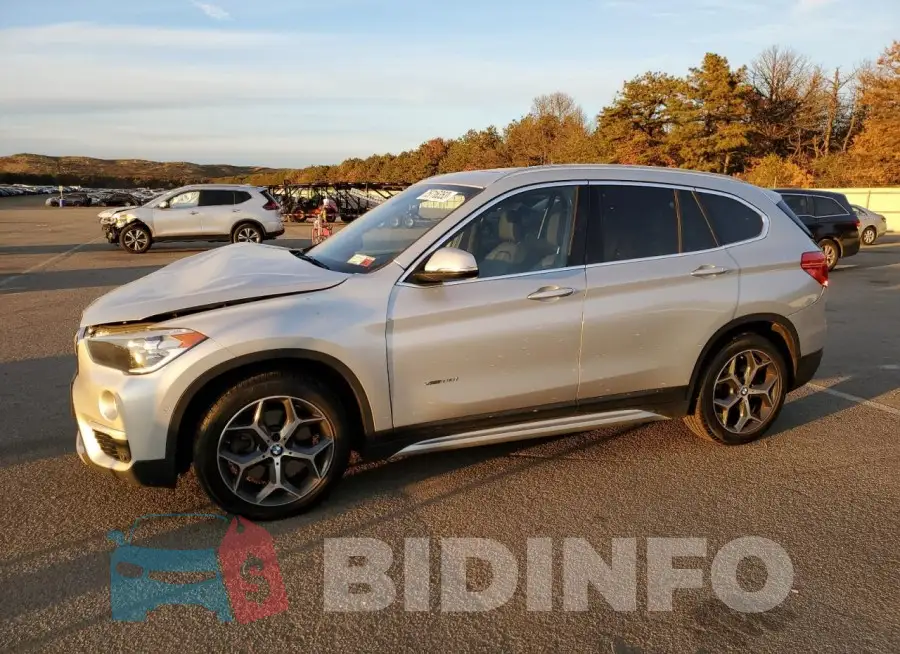 WBXHT3C30H5F81859 Photo# 1