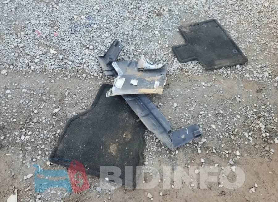 2GNALAEK2F1101668 Photo# 13