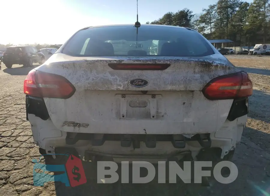 1FADP3E23GL350407 Photo# 6