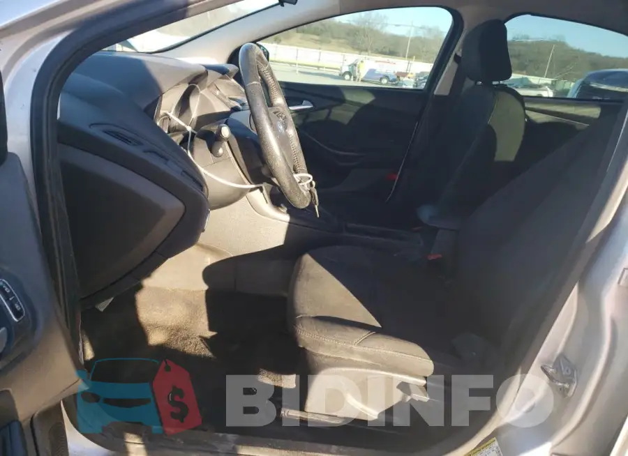 1FADP3F25GL360466 Photo# 7