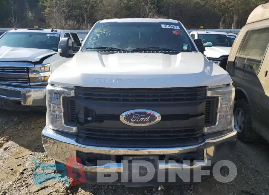 1FT7W2BT1KEC41748 Photo# 5