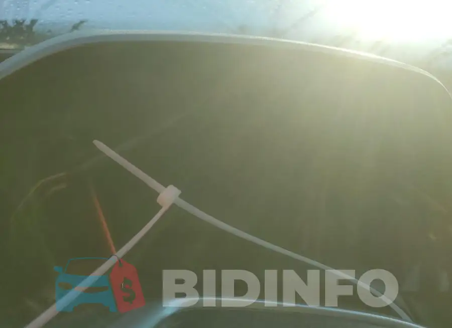19XFC1F75HE023708 Photo# 9