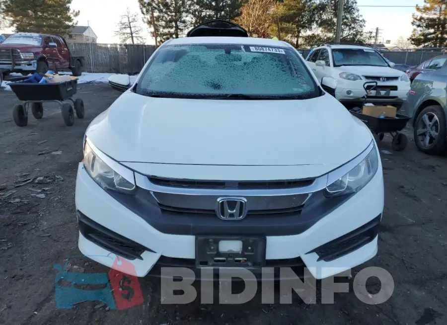 19XFC2F58GE093187 Photo# 5