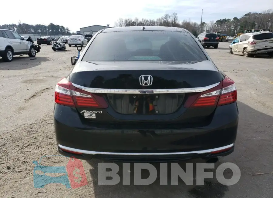 1HGCR2F85HA168154 Photo# 6