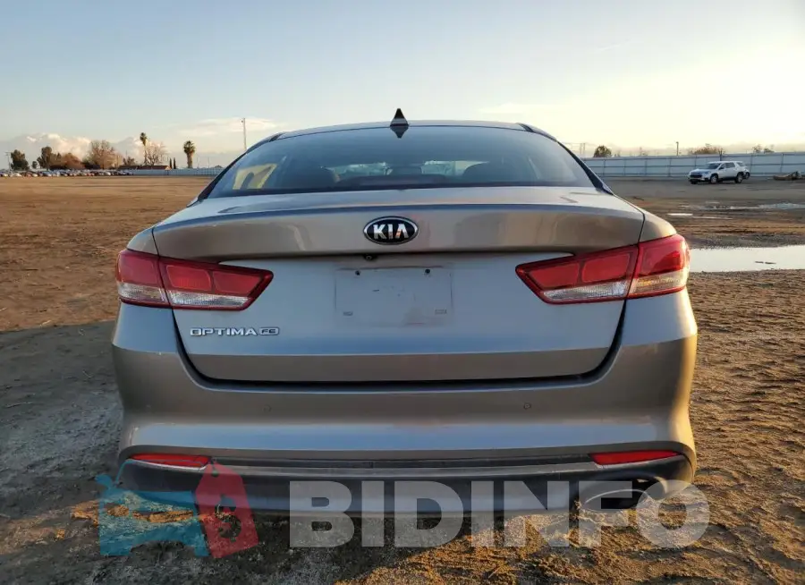 5XXGT4L35GG105452 Photo# 6